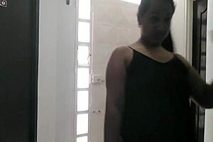 Amateur Horny Woman Hires Plumber Who Ends Up Licking and Fucking Her Big Ass in Doggystyle