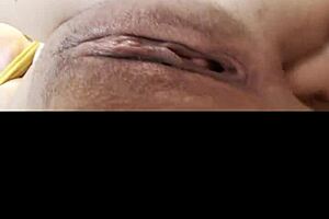 Hey, beautiful Latina masturbating with dildo for her boyfriend! 😍