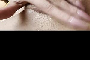 Hey, beautiful Latina masturbating with dildo for her boyfriend! 😍