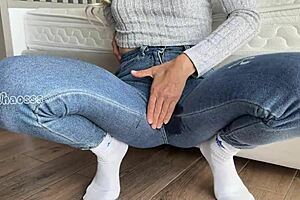 Stepmom, watch her cum squirt in those tight wet leggings