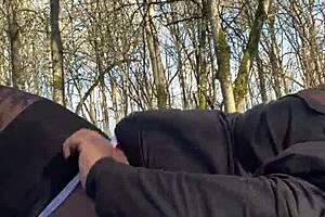 Sext bbw Remi almost caught getting bbc in park