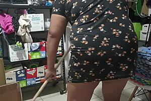 mama chubby bbw cleans the room