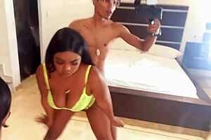 follando a mi hermanastra a escondidas en misionero