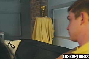 Young gays deepthroat and fuck bareback with monster cocks in frat house!