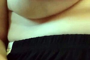 Gretala eccitazione extreme capezzolo