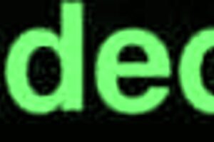 Rough lesbian fucking in intense bedroom session