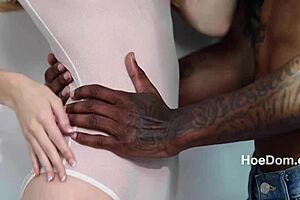 Size Of Her Elbow - Damion Dayski Little 18+ Petite Beauty