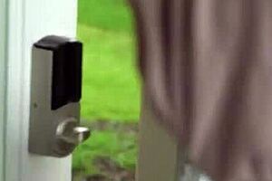 Muslim maid gives blowjob and fucks boss with shaved pussy in hardcore sex.