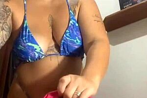 I Love Flashing And Making Cocks Hard!