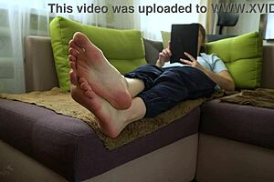 Sexy teen 18+ amateur shows off her bare soles foot fetish