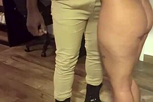 日本美女打电话给消防员来肛交 🔥