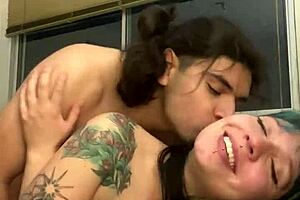 Nos Ponemos Calientes Esperando La Pizza El Repartidor Se Demoraba Demasiado