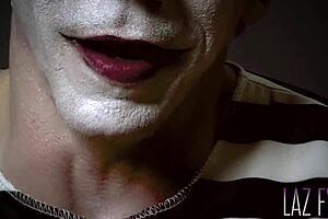 Harley Quinn gets rough in this porn parody 😈