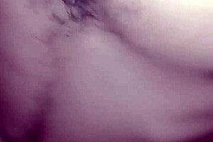 Fudendo cuzinho da novinha safada no pelo