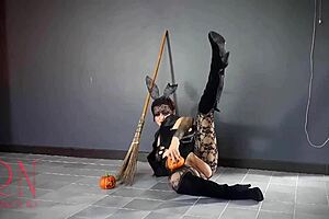 Regina Noir Teases Wet Pussy As Velma Dinkley Witch