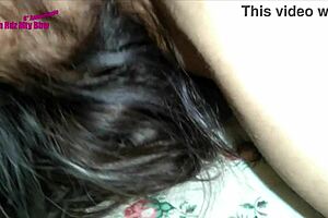 Threesome And Two Comings At The Same Time In My Mouth And In My Pussy