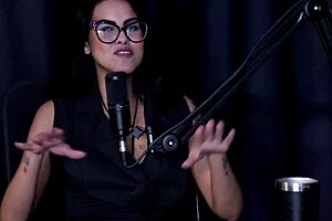 Nunca Quis Ser Ator Pornô Seu Primeiro Filme Não Foi Legal Deu Dicas Aos Novos Atores E Seu Pau Não Quis Abaixar Porque - Nego Catra Watch On Sheer Red!