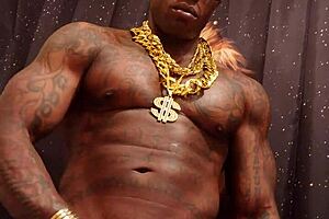 Brunette worships the african king hallelujah johnson in a huge encounter