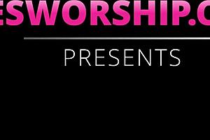 Lesbian prison guard gets anal toyed by inmate in lingerie