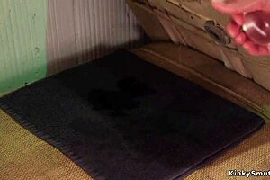 Milf rimming blonde in leggings 😘