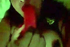 Colombiana with big tits deepthroats so well