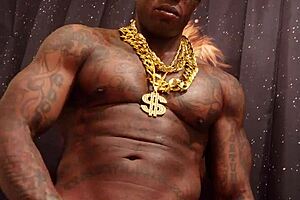 Brunette worships the african king hallelujah johnson in a huge encounter