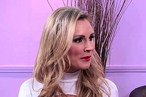 Convention Sluts Lose Costumes