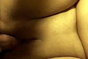 Mexxxicanrose sucks, fucks, and squirts cumshot!