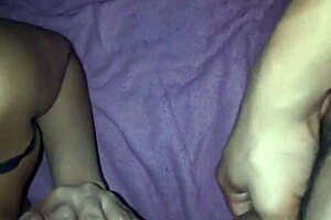 Gatita Nerd Me Pide Leche En Su Boquita Infiel