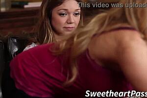 Yummy MILF Julia Ann Boldly Seduces Alluring Babe Jessie Andrews