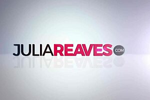 2 stepsisters secretly make lesbian sex with moaning and fingering