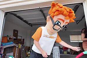 Lola Pearl's garage sale went from browsing to hardcore plowing