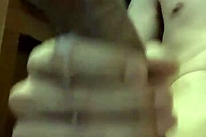 Me masturbo rico en mi habitación 😘