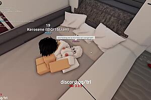 I let myself get fucked and filled by a horny man on Roblox.