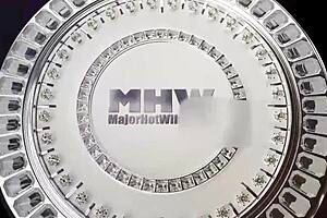 Marilyn Melons deepthroats and rides Rome Majors