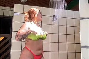 the neighbor invited me to the pool