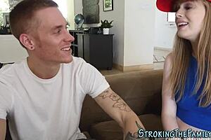 Petite young woman sucks older guy 😏