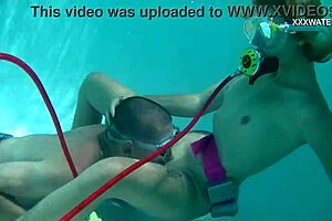 Cum everywhere in pool from blowjobs