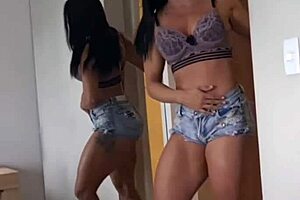 Employee Pleasing Boss For A Raise