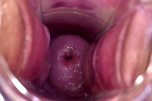 Slut's breedable pussy squirts in sex