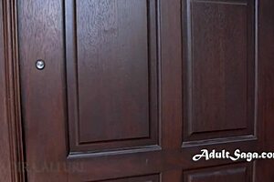 You Cant Show Up Nude To An Open House Men Will Try To Fuck You