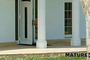 Mature4k Delivering Orgasms