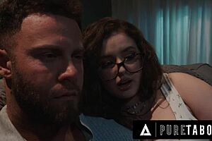 Leana Lovings feels naive luring bf into rough roleplay