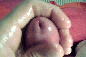 Cum, cum, cum all over that oiled body!