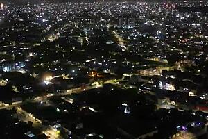 Submissive girl squirts during new year celebration in recife