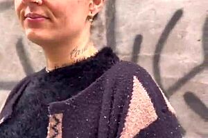 Patricinha with pink pussy climbs hill horny for sex