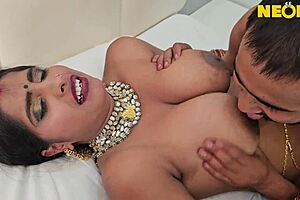 ยายอินเดียหิวมากล่อลวงและโดนเย็ดจากแฟนหนัก