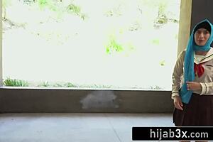 sexy middle-eastern teen sucks cock for first time