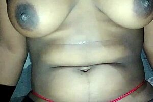 Discover the Fast Cum of Her Natural Tits and Pussy