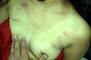 Muslim girlfriend's secret anal blowjob with horny friend